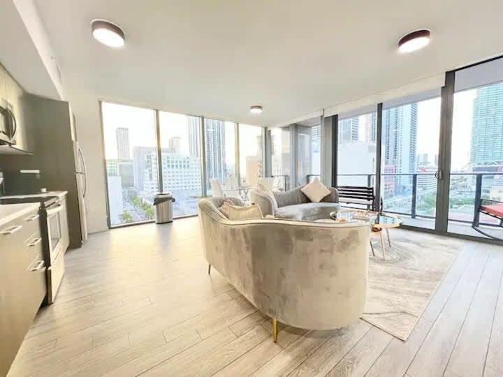 2Br, 2 Baths Lux Downtown Apt Heart Of Austin With Amazing Views, Pool, & Gym Esterno foto